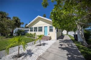 718 BAY ESPLANADE, CLEARWATER BEACH, FL 33767 Sold 09/30/25