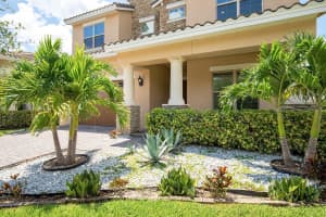 10125 HENBURY STREET, ORLANDO, FL 32832 - MLS#MFRTB8417908
