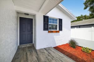 9117 SANDCROFT COURT, TAMPA, FL 33615 - MLS#MFRTB8418019