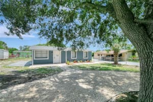 3207 44TH STREET, TAMPA, FL 33605 - MLS#MFRTB8418074