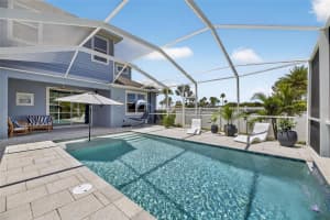 325 SHORE CRAB WAY, APOLLO BEACH, FL 33572 - MLS#MFRTB8418081