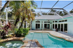 104 CAMELOT RIDGE DRIVE, BRANDON, FL 33511 Sold 09/30/25