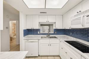 601 HERCULES AVENUE, CLEARWATER, FL 33765 - MLS#MFRTB8418137