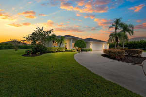 3807 DIAMANTE COURT, RUSKIN, FL 33573 - MLS#MFRTB8418151
