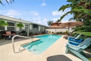 7912 3RD AVENUE, ST PETERSBURG, FL 33707 - MLS#MFRTB8418155