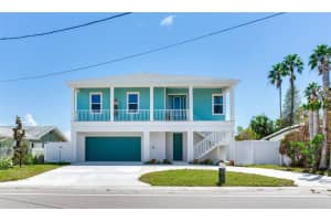 635 115th Ave, TREASURE ISLAND