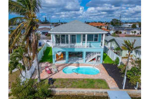 635 115TH AVENUE, TREASURE ISLAND, FL 33706 - MLS#MFRTB8418176