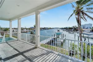 635 115TH AVENUE, TREASURE ISLAND, FL 33706 - MLS#MFRTB8418176