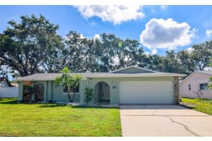 8483 Monarch Cir, SEMINOLE