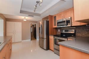 8483 MONARCH CIRCLE, SEMINOLE, FL 33772 - MLS#MFRTB8418198