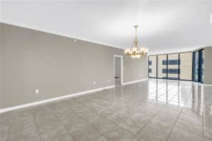 1 BEACH DRIVE, ST PETERSBURG, FL 33701 - MLS#MFRTB8418213