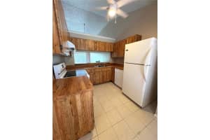 3319 FOX LAKE DRIVE, TAMPA, FL 33618 - MLS#MFRTB8418246