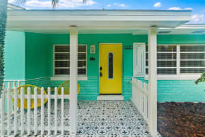 11220 CHEROKEE DRIVE, ST PETERSBURG, FL 33708 - MLS#MFRTB8418311