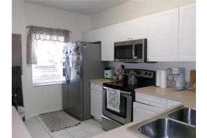 4336 HAR PAUL CIRCLE, TAMPA, FL 33614 - MLS#MFRTB8418361