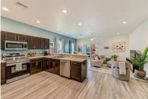 4700 VIGNETTE WAY, SARASOTA, FL 34240 - MLS#MFRTB8418365