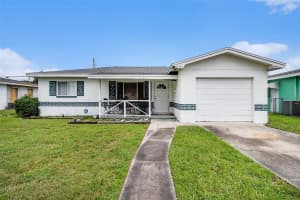 2491 36th Ave N, ST PETERSBURG