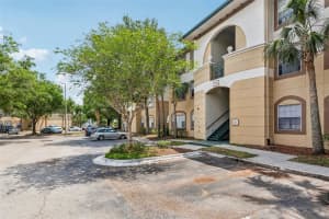 17104 CARRINGTON PARK DRIVE, TAMPA, FL 33647 - MLS#MFRTB8418411