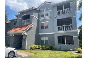 18001 Richmond Place Dr #925, TAMPA