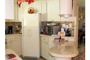 129 ROYAL PALM CIRCLE, LARGO, FL 33778 - MLS#MFRTB8418462