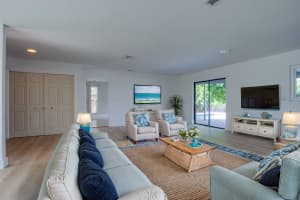 4098 BEACH DRIVE, ST PETERSBURG, FL 33705 - MLS#MFRTB8418475