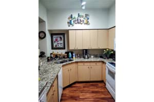 100 4TH AVENUE, ST PETERSBURG, FL 33701 - MLS#MFRTB8418483