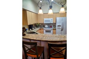 100 4TH AVENUE, ST PETERSBURG, FL 33701 - MLS#MFRTB8418483