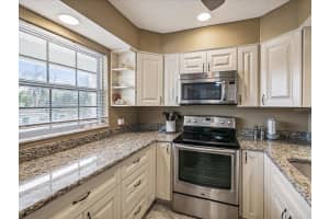 19029 US HIGHWAY 19 N #6-13, CLEARWATER, FL 33764 - MLS#MFRTB8418494