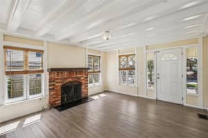 321 ORANGE STREET, TARPON SPRINGS, FL 34689 - MLS#MFRTB8418539