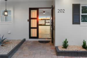 202 DRIFTWOOD LANE, LARGO, FL 33770 - MLS#MFRTB8418560