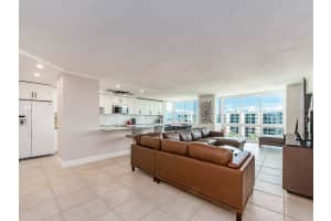 660 ISLAND WAY, CLEARWATER BEACH, FL 33767 - MLS#MFRTB8418596