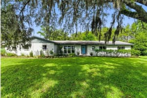 2205 HENLEY ROAD, LUTZ, FL 33558 - MLS#MFRTB8418604