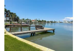 10350 Paradise Blvd, TREASURE ISLAND