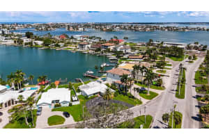 10350 PARADISE BOULEVARD, TREASURE ISLAND, FL 33706 - MLS#MFRTB8418619