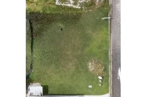 18005 1st St E Redington Shores, FL 33708 - Off Market