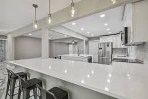 2042 CRAFT LANE, SARASOTA, FL 34239 - MLS#MFRTB8418717