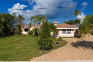 1840 VENETIAN POINT DRIVE, CLEARWATER, FL 33755 - MLS#MFRTB8418723