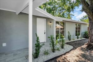 6702 GLEN FOREST COURT, TAMPA, FL 33615 - MLS#MFRTB8418769