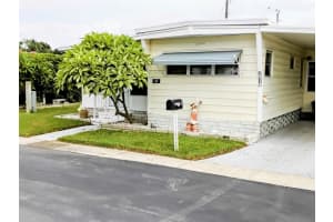 10118 LAKE DRIVE, LARGO, FL 33773 - MLS#MFRTB8418837