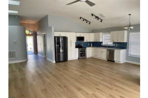 6810 MIRROR LAKE AVENUE, TAMPA, FL 33634 - MLS#MFRTB8418908
