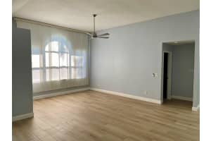 6810 MIRROR LAKE AVENUE, TAMPA, FL 33634 - MLS#MFRTB8418908