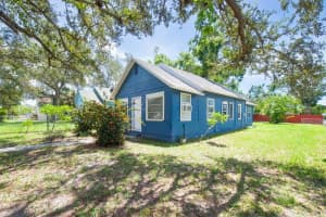 4690 15TH AVENUE, ST PETERSBURG, FL 33711 Sold 09/19/25