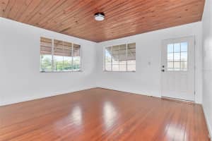 215 VIOLET STREET, TAMPA, FL 33603 - MLS#MFRTB8418969