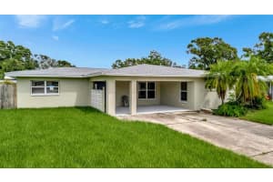 5667 Hobson St Ne, ST PETERSBURG
