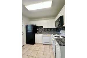 203 PINE TULIP COURT, TAMPA, FL 33612 - MLS#MFRTB8419006