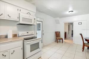 2770 WOOD STREET, SARASOTA, FL 34237 - MLS#MFRTB8419046