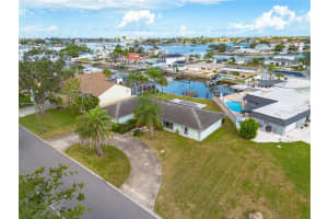4415 CLEARWATER HARBOR DRIVE, LARGO, FL 33770 - MLS#MFRTB8419101