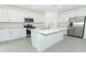 2099 BABBLING BROOK BOULEVARD, AUBURNDALE, FL 33823 - MLS#MFRTB8419122