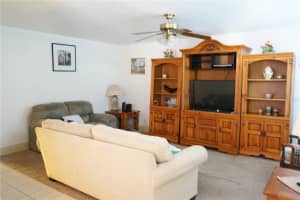 101 CAMBRIDGE TRAIL, SUN CITY CENTER, FL 33573 - MLS#MFRTB8419123
