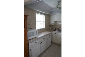 101 CAMBRIDGE TRAIL, SUN CITY CENTER, FL 33573 - MLS#MFRTB8419123