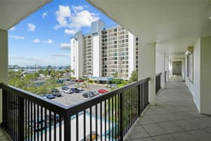 9495 BLIND PASS ROAD, ST PETE BEACH, FL 33706 - MLS#MFRTB8419137